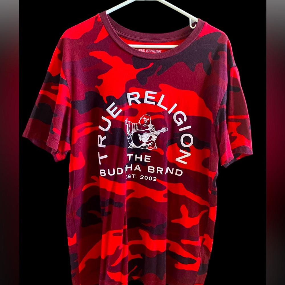 True Religion t-shirt red camo L
